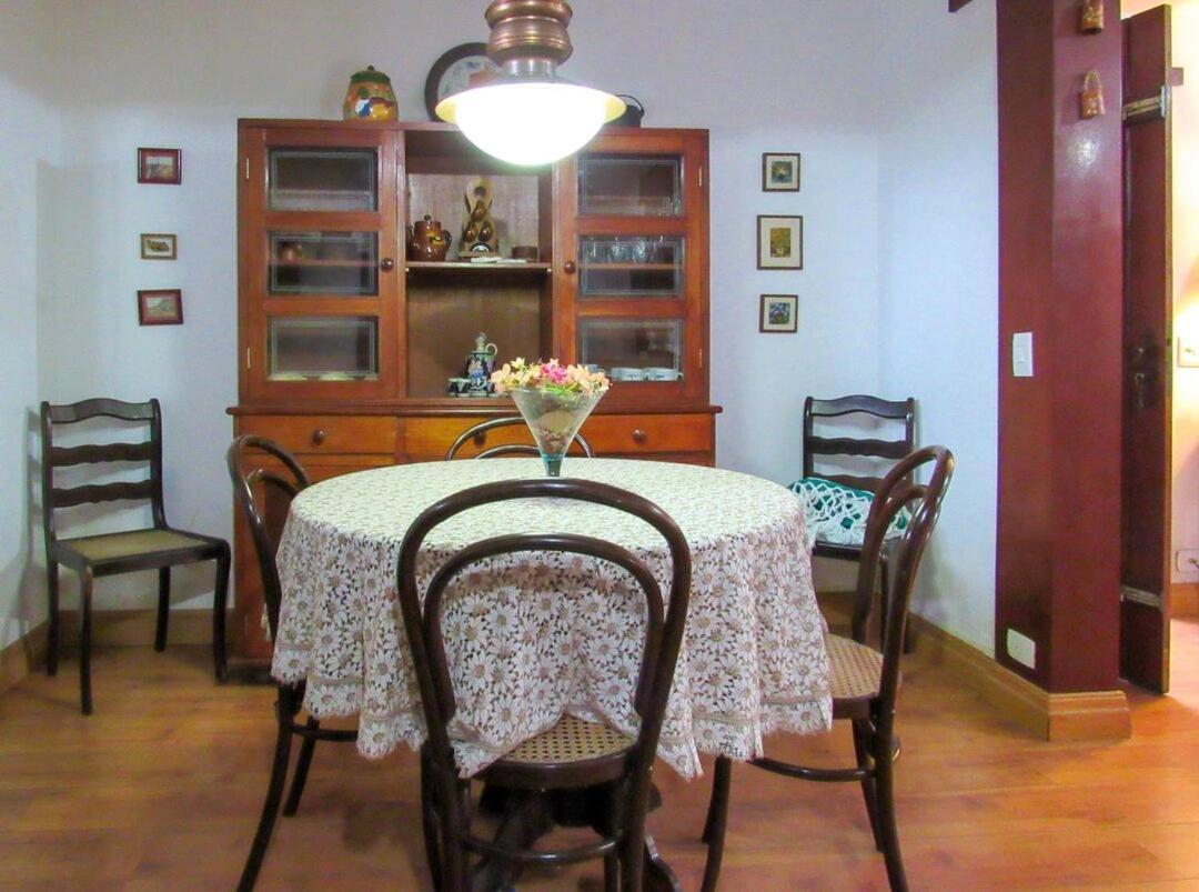 Chale Com Lareira E Wi-Fi Em Campos Do Jordao - Sp Villa Exterior photo
